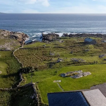 Wave Watcher Chalet Roundstone